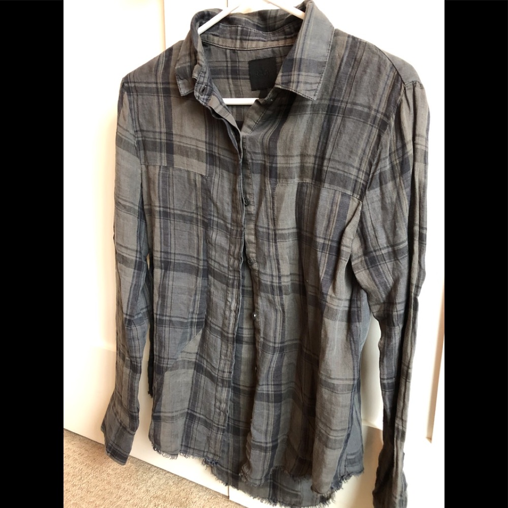 Plaid long sleeve blouse